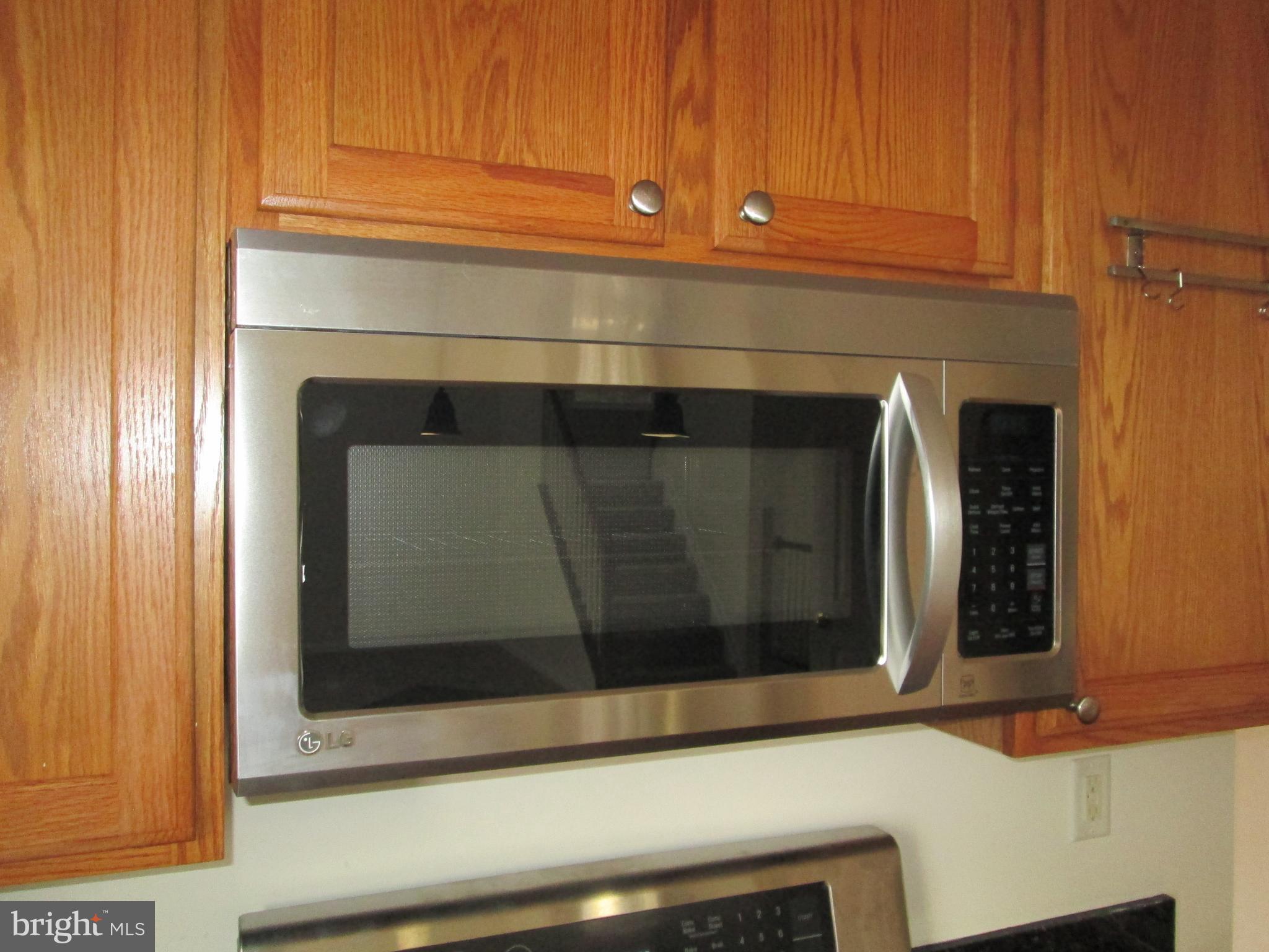 10 Waterford Road Pasadena, MD 21122 - Photo 11 of 57 Stainless Steel LG built in microwave