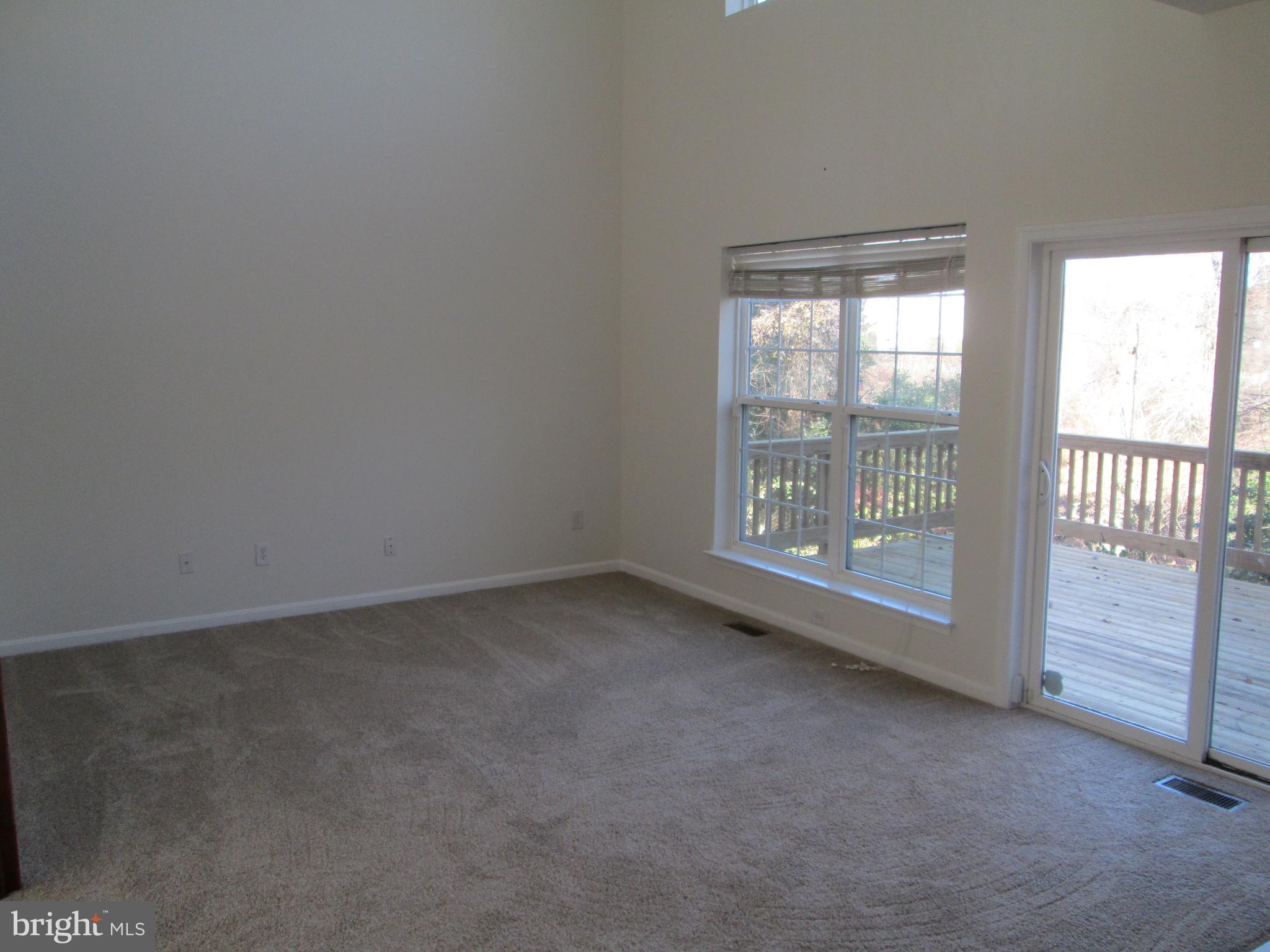 10 Waterford Road Pasadena, MD 21122 - Photo 17 of 57 Main Level FamilyRoom w/2-story ceiling!