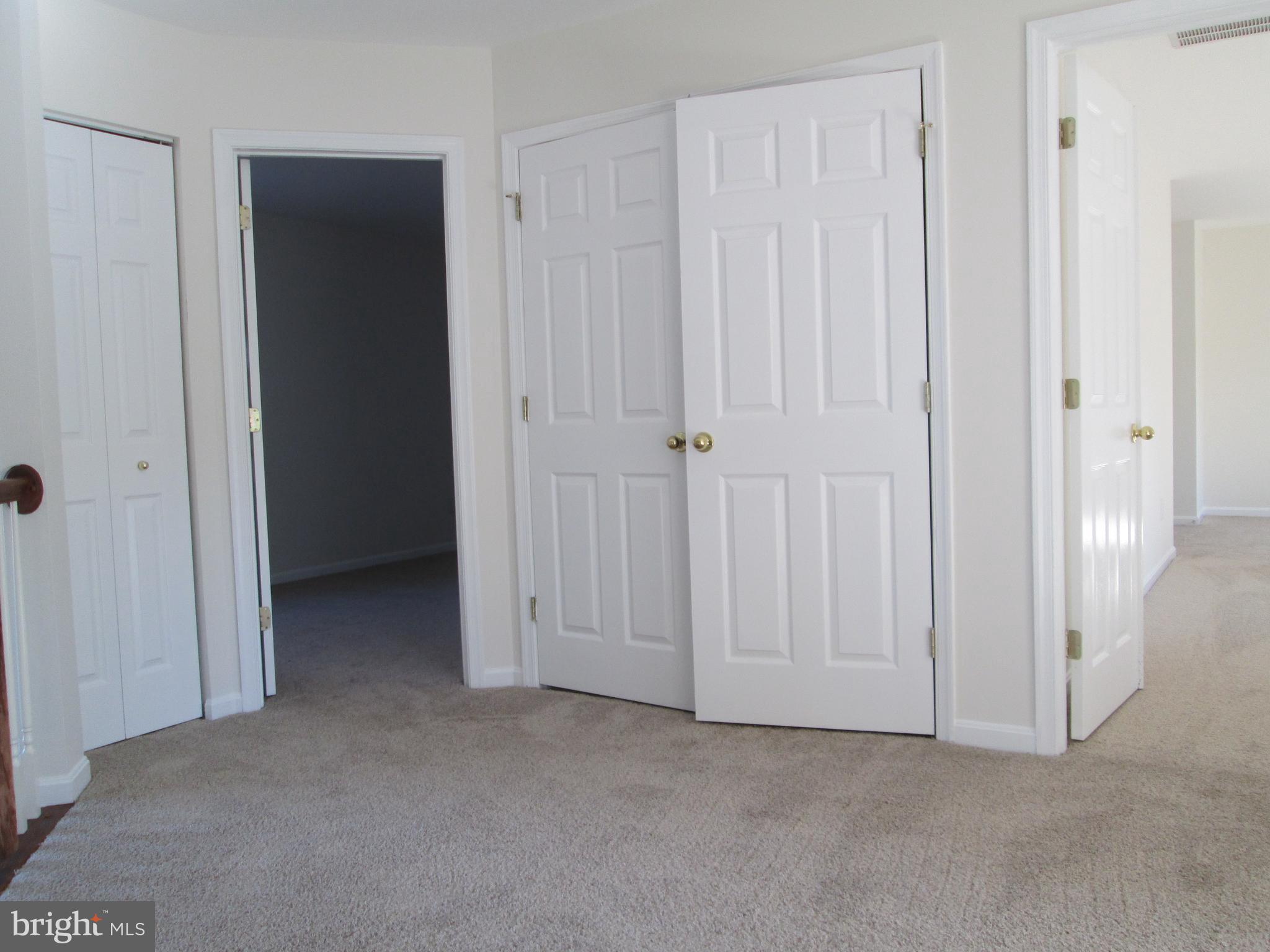 10 Waterford Road Pasadena, MD 21122 - Photo 24 of 57 Upper Level "Landing" w/Laundry area