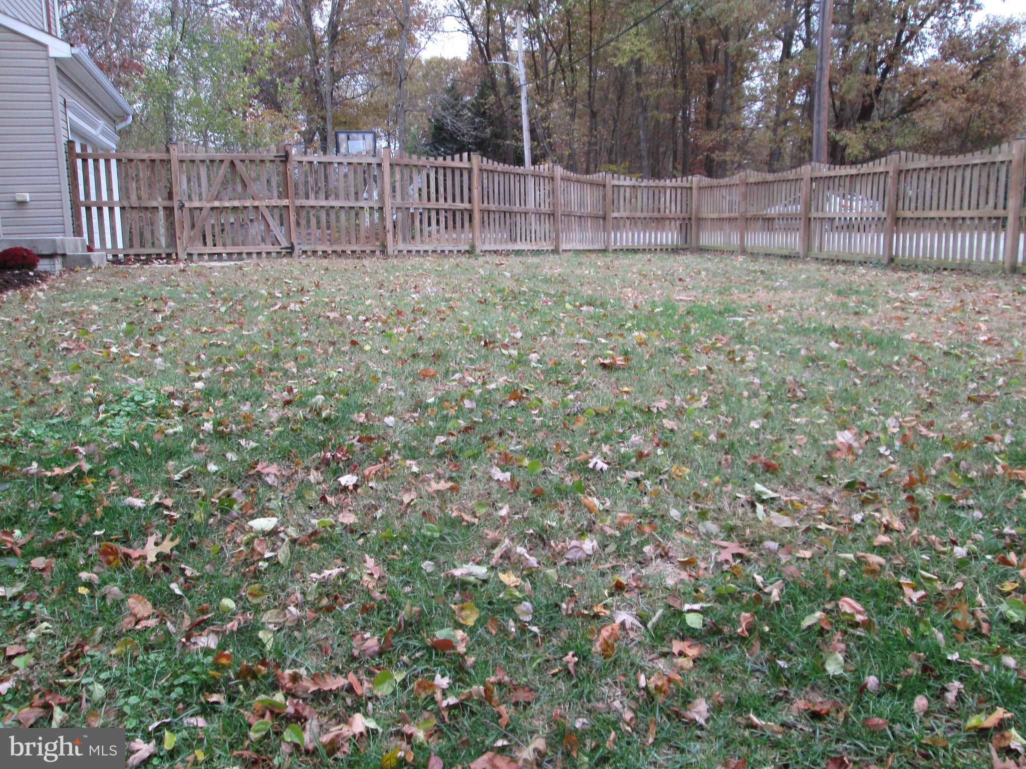 10 Waterford Road Pasadena, MD 21122 - Photo 55 of 57 Fenced Yard view 2