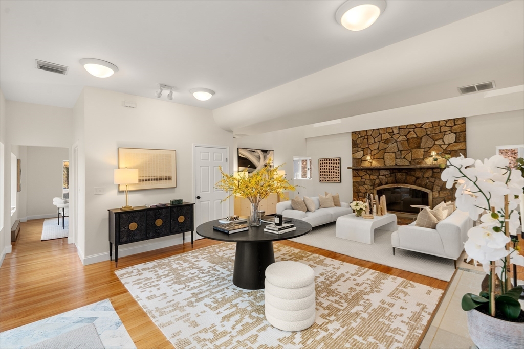 151 Arcadia Road Westwood, MA 02090 - Photo 4 of 27