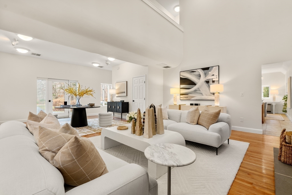 151 Arcadia Road Westwood, MA 02090 - Photo 5 of 27