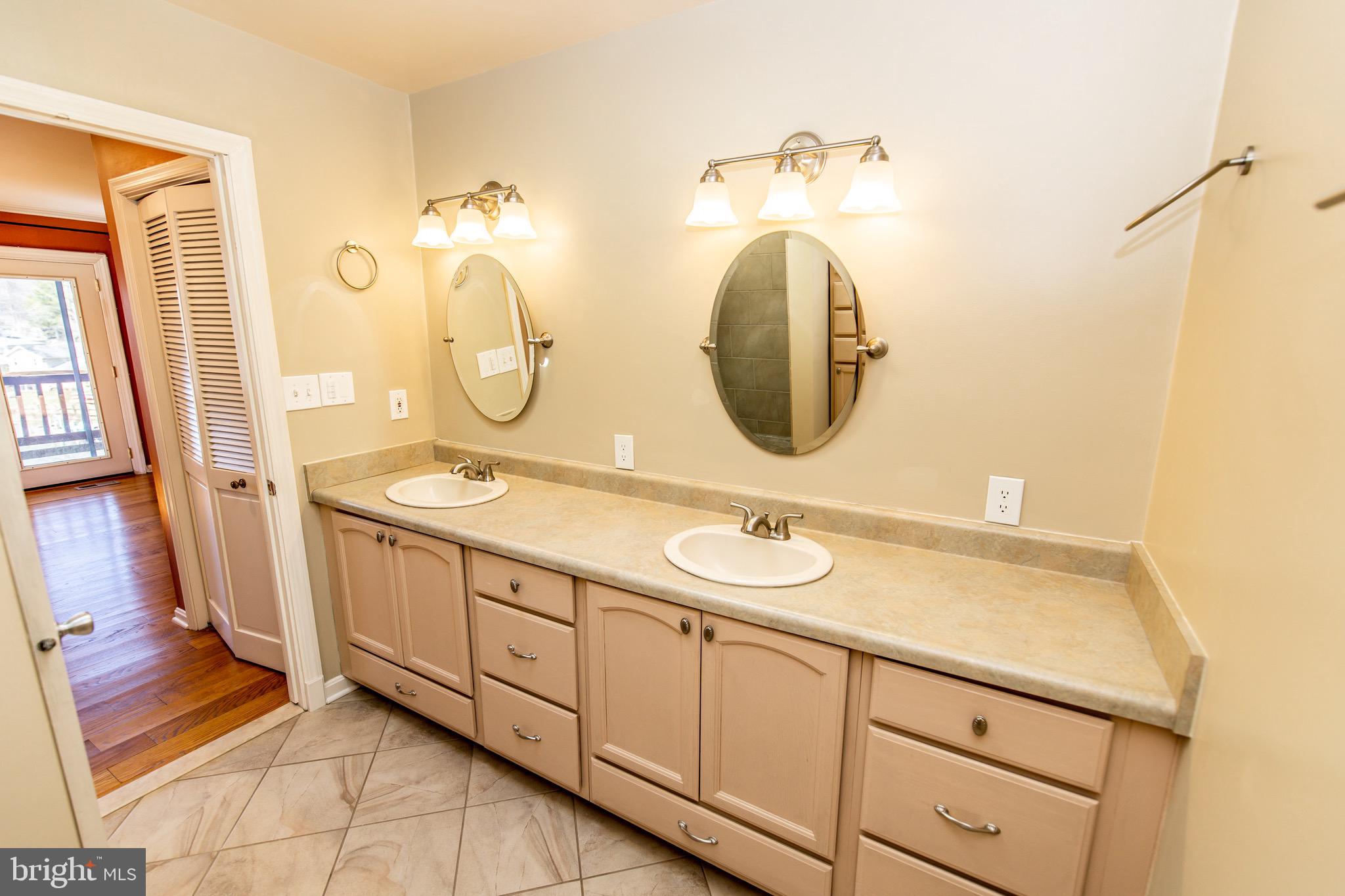 505 Overhill Drive Edgewater, MD 21037 - Photo 23 of 83