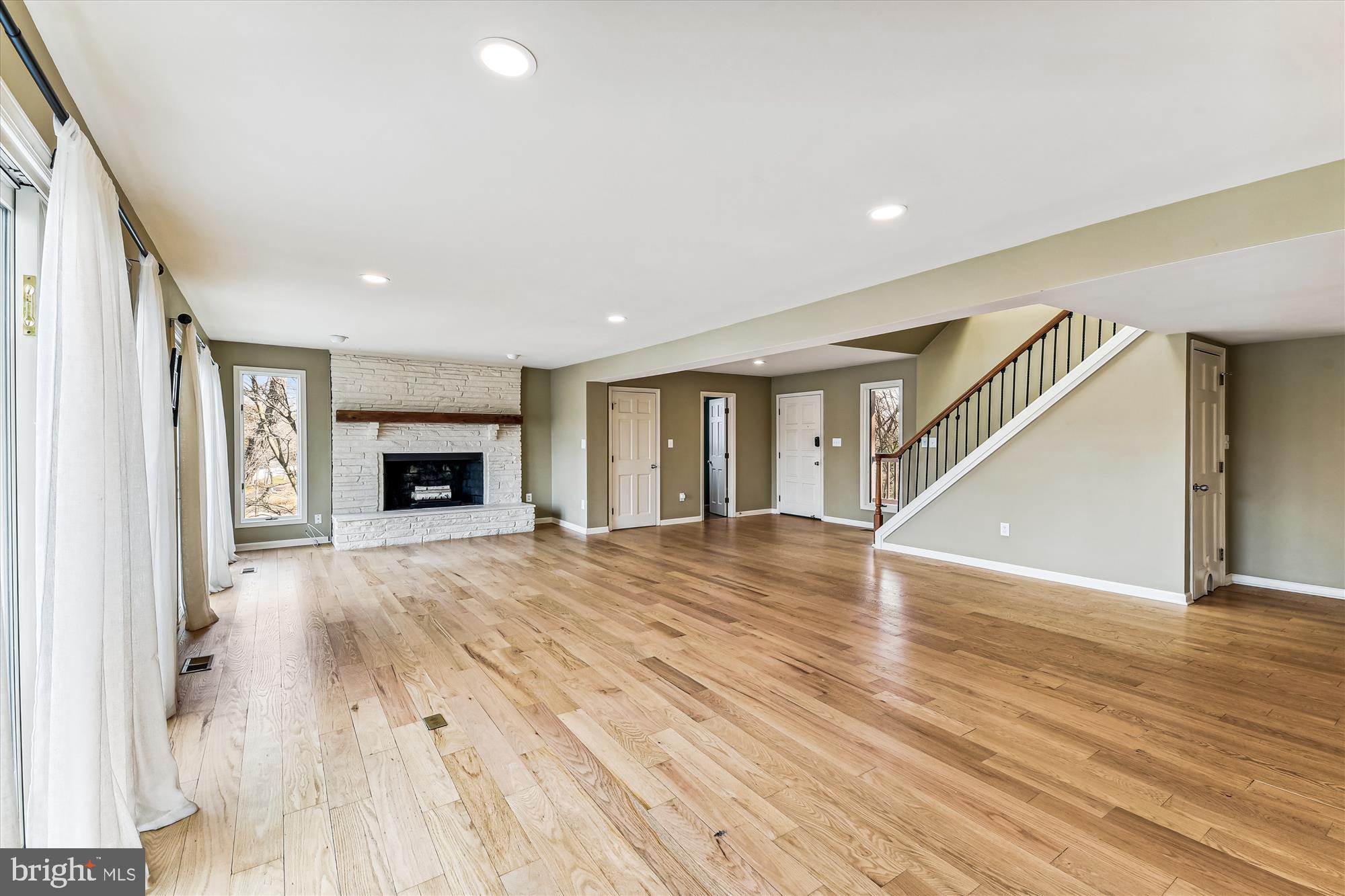 505 Overhill Drive Edgewater, MD 21037 - Photo 7 of 83 Dining Room