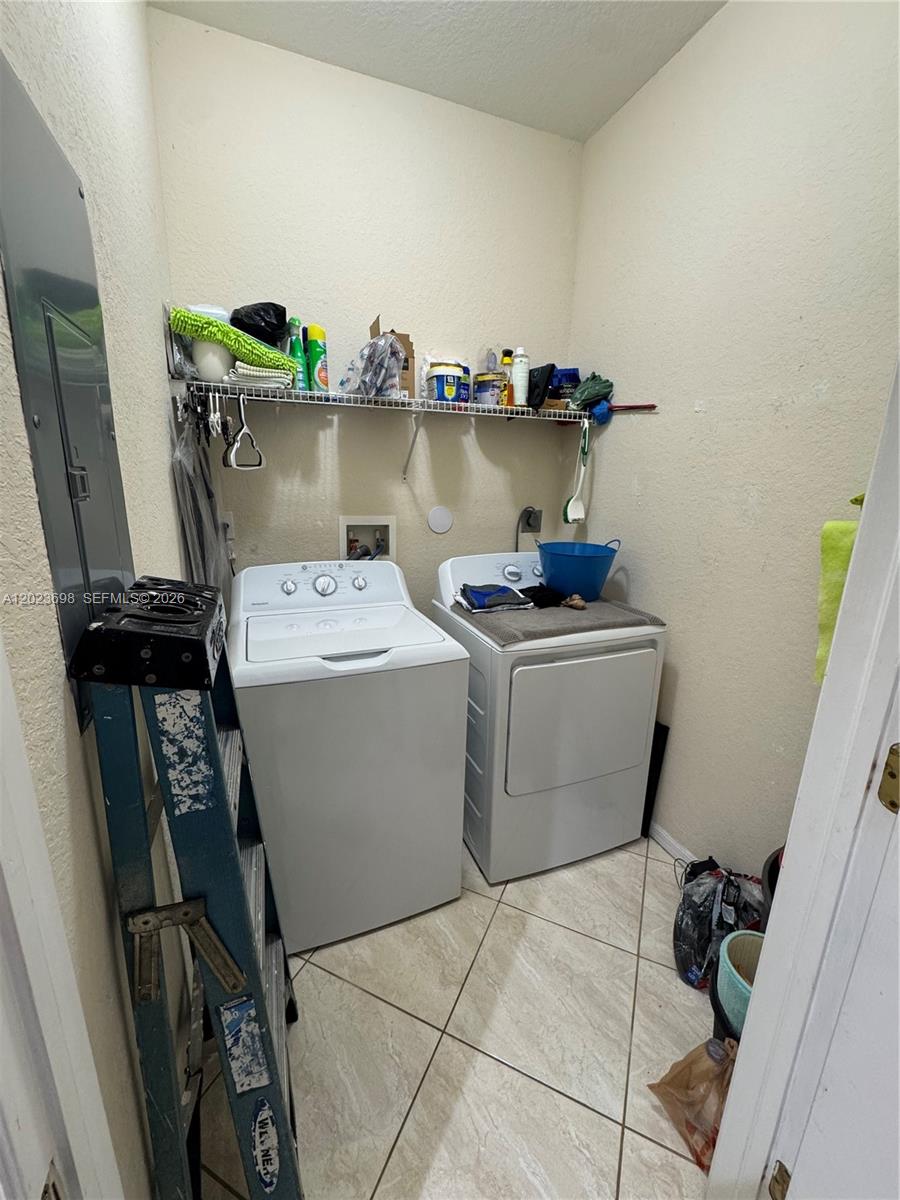 23764 Southwest 109th Avenue Homestead, FL 33032 - Photo 2 of 14