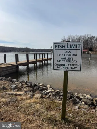 $395,000 | 2367 North Lakeshore Drive, Louisa, VA 23093