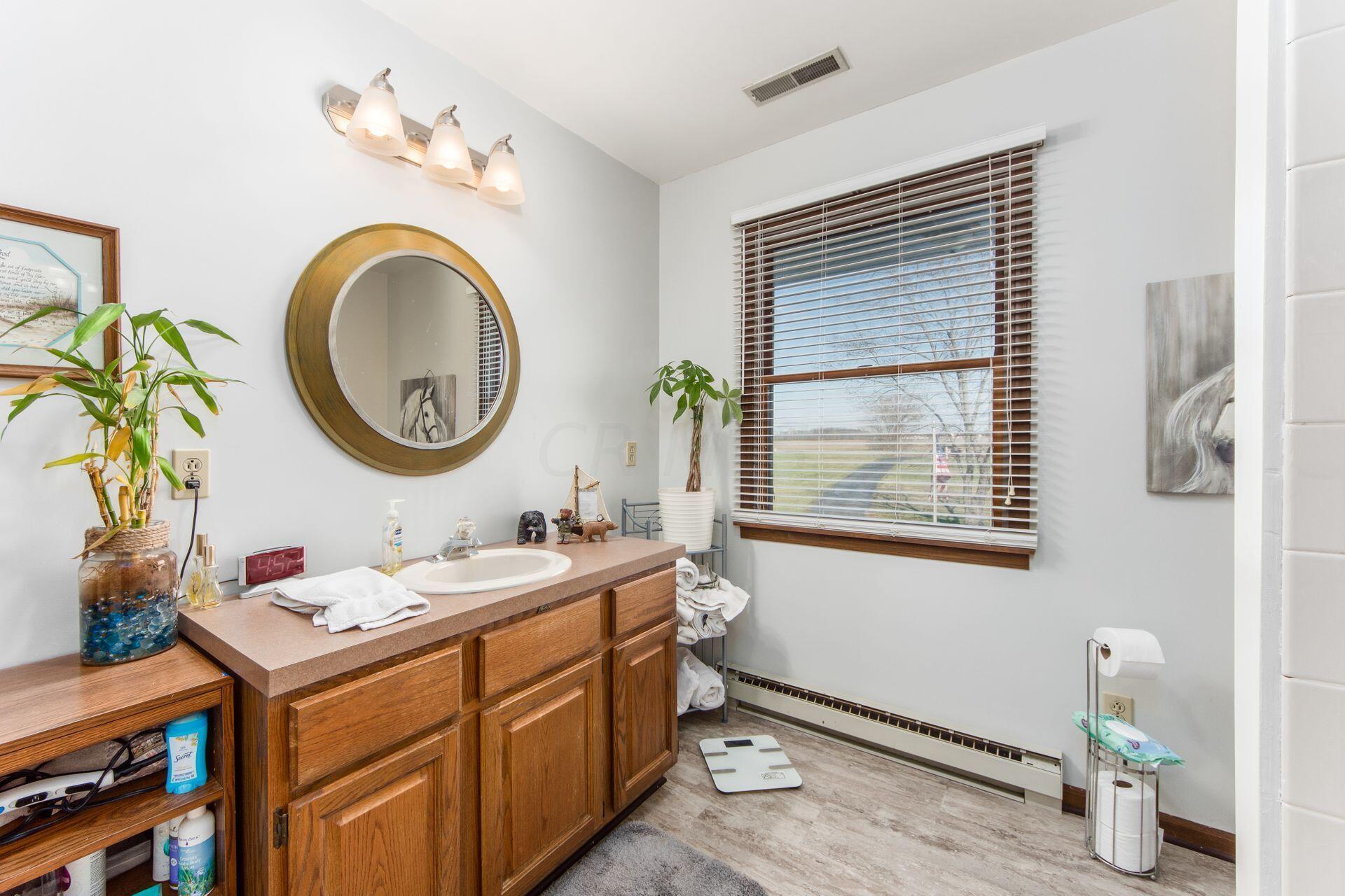 777 Alton Road Galloway, OH 43119 - Photo 42 of 51 019_2b3226_Z 777 Alton Rd 037