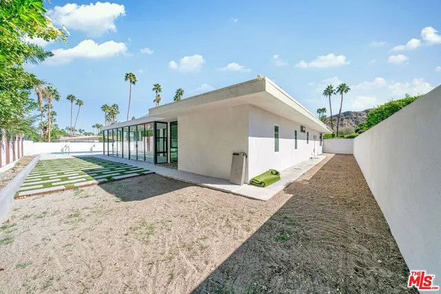 $2,188,000 | 2011 South Tulare Drive, Palm Springs, CA 92264