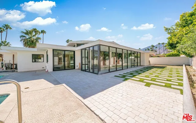 $2,188,000 | 2011 South Tulare Drive, Palm Springs, CA 92264