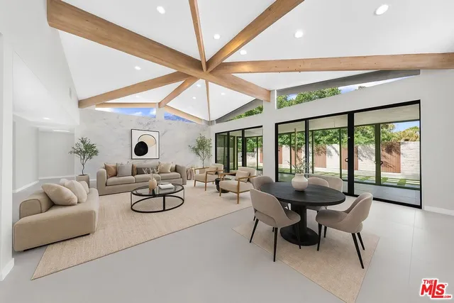 $2,188,000 | 2011 South Tulare Drive, Palm Springs, CA 92264