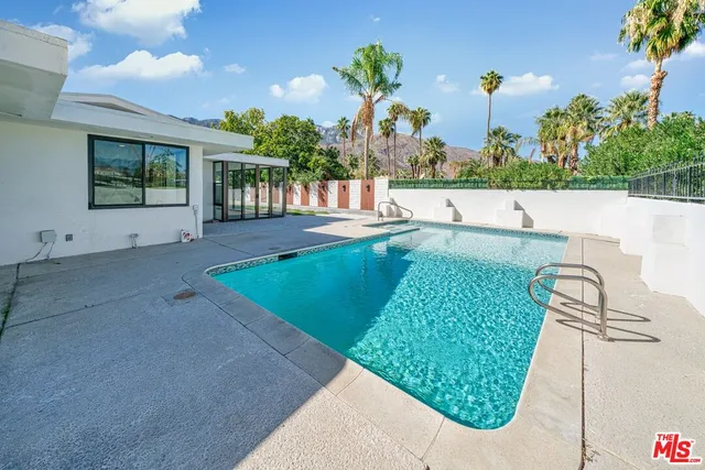 $2,188,000 | 2011 South Tulare Drive, Palm Springs, CA 92264