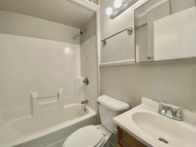 $137,000 | 456 Tomahawk Street, Park Forest, IL 60466