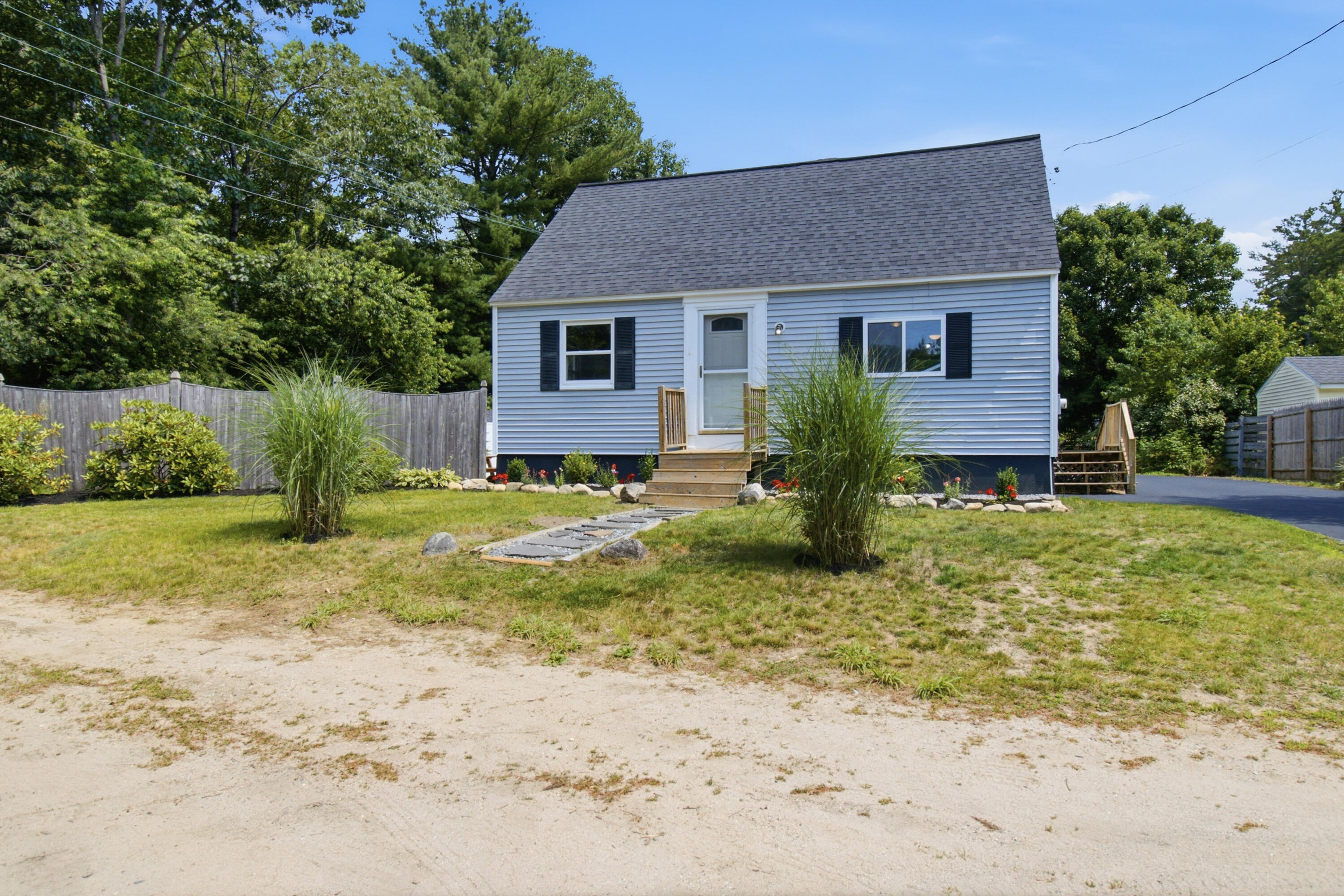 6 Merrymeeting Road Brunswick, ME 04011 - Photo 3 of 40 6 Merrymeeting Brunswick-31