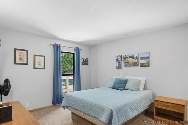 $235,000 | 37 Lone Oak Court, Unit 37, Sunrise Beach, MO 65079