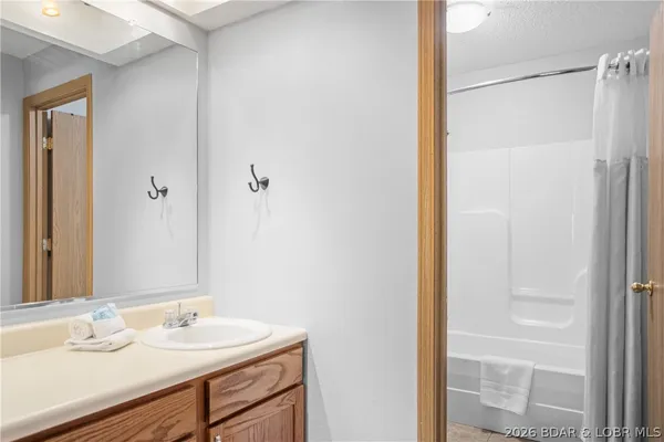 $235,000 | 37 Lone Oak Court, Unit 37, Sunrise Beach, MO 65079