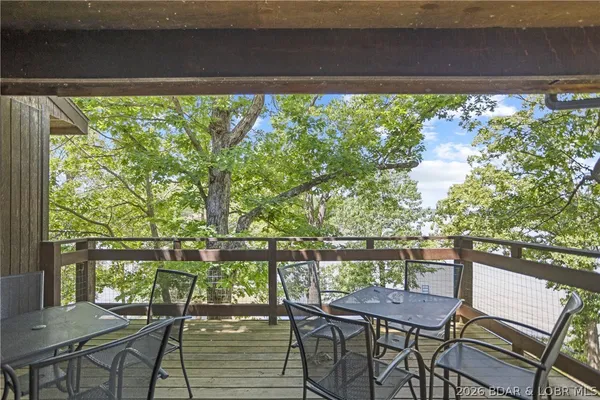 $235,000 | 37 Lone Oak Court, Unit 37, Sunrise Beach, MO 65079