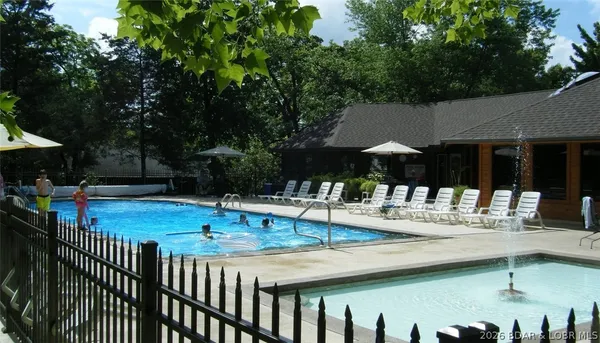 $235,000 | 37 Lone Oak Court, Unit 37, Sunrise Beach, MO 65079