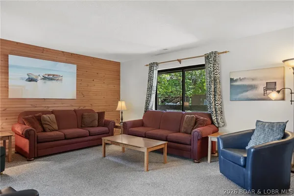 $235,000 | 37 Lone Oak Court, Unit 37, Sunrise Beach, MO 65079