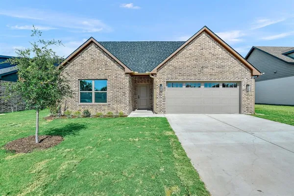 $2,100 | 1808 Aleia Cove, Sherman, TX 75092
