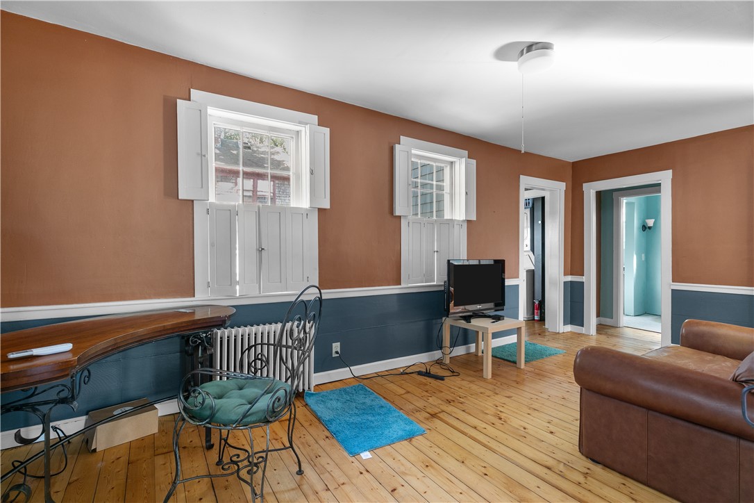 26 Perry Street, Unit 1 Newport, RI 02840 - Photo 10 of 27