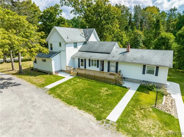 $650,000 | 13092 Quaker Street, Collins, NY 14034