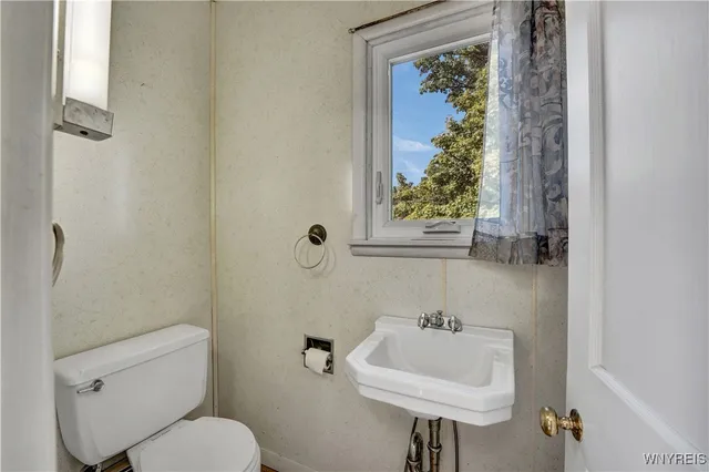 $650,000 | 13092 Quaker Street, Collins, NY 14034