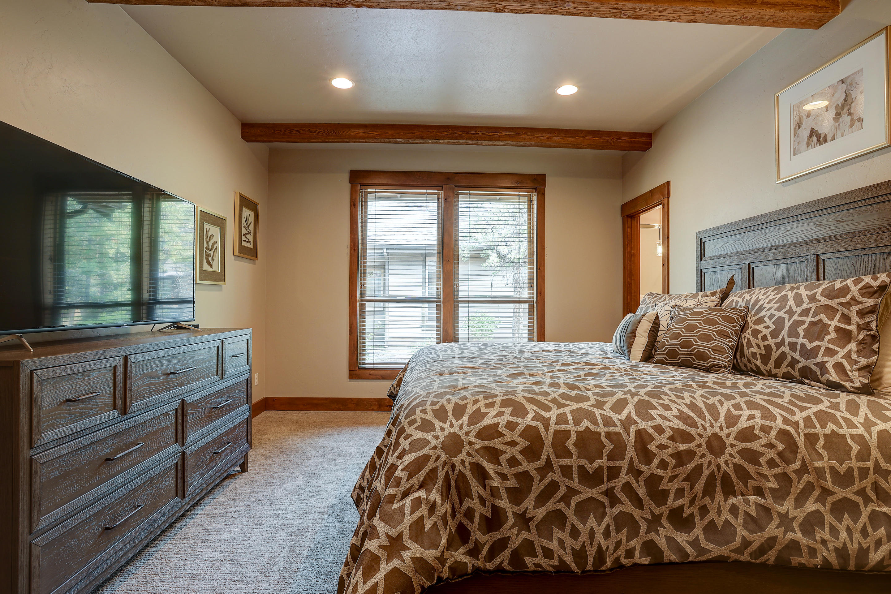 56688 Glowstone Loop Bend, OR 97707 - Photo 22 of 53 DS Suite
