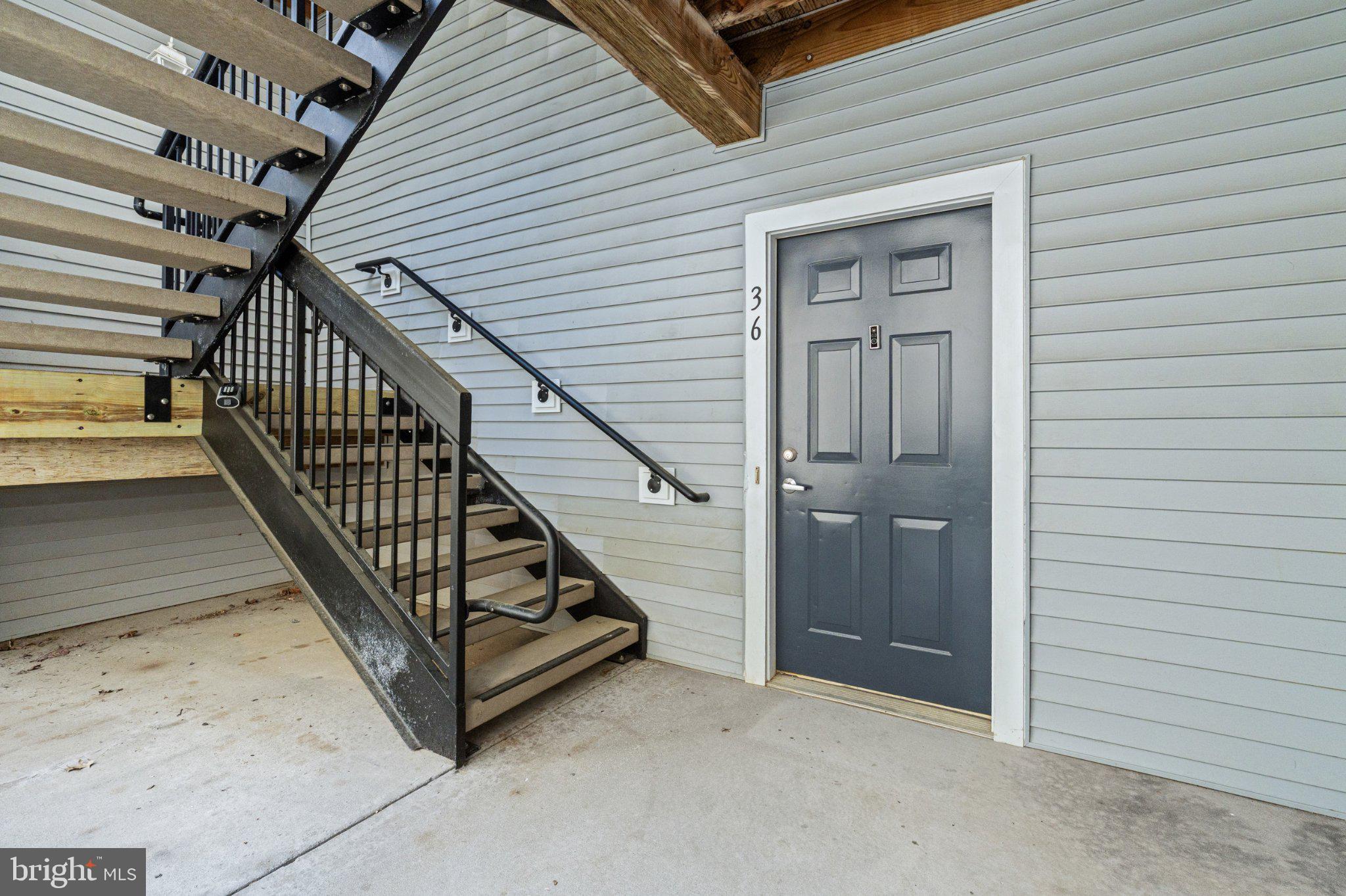36 Hawk Rise Lane, Unit 104 Owings Mills, MD 21117 - Photo 3 of 25 Inviting entrance with modern appeal.