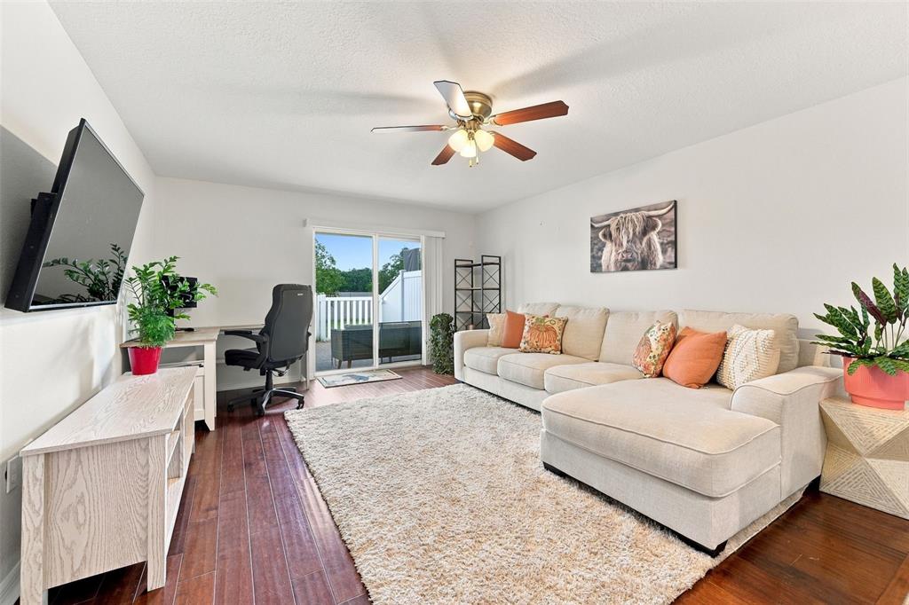 9755 Trumpet Vine Loop New Port Richey, FL 34655 - Photo 4 of 32 Gallery Image 4