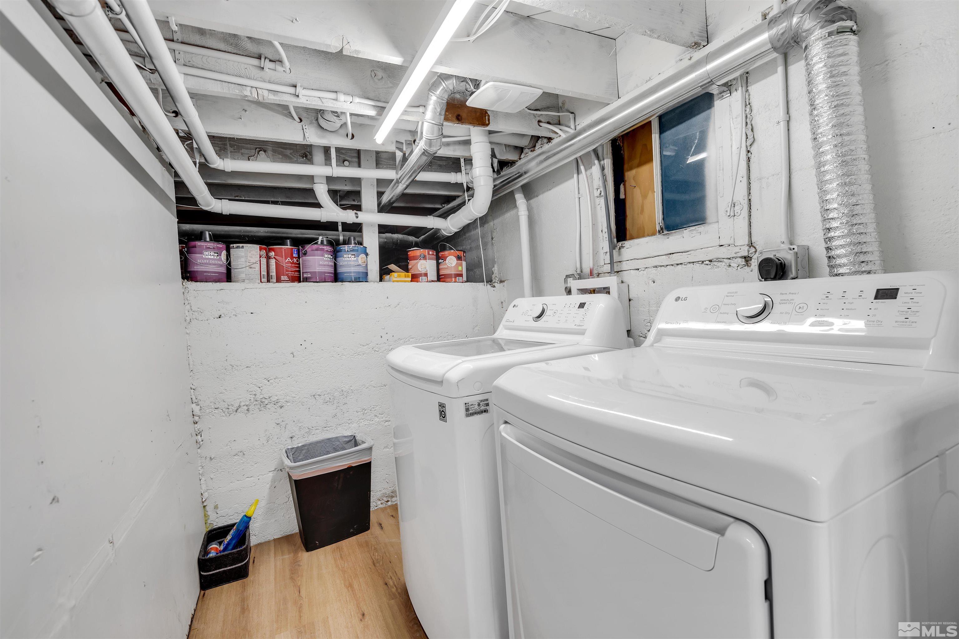 128 Stewart Street Reno, NV 89501 - Photo 23 of 24 a utility room with dryer and washer