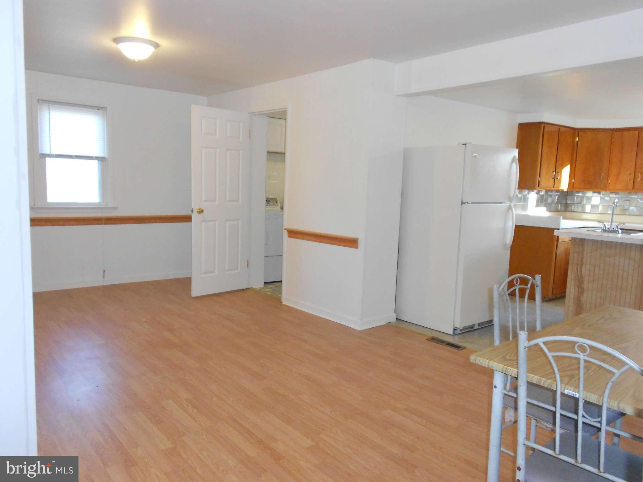 14639 Clear Spring Road Williamsport, MD 21795 - Photo 3 of 30 Interior (General)
