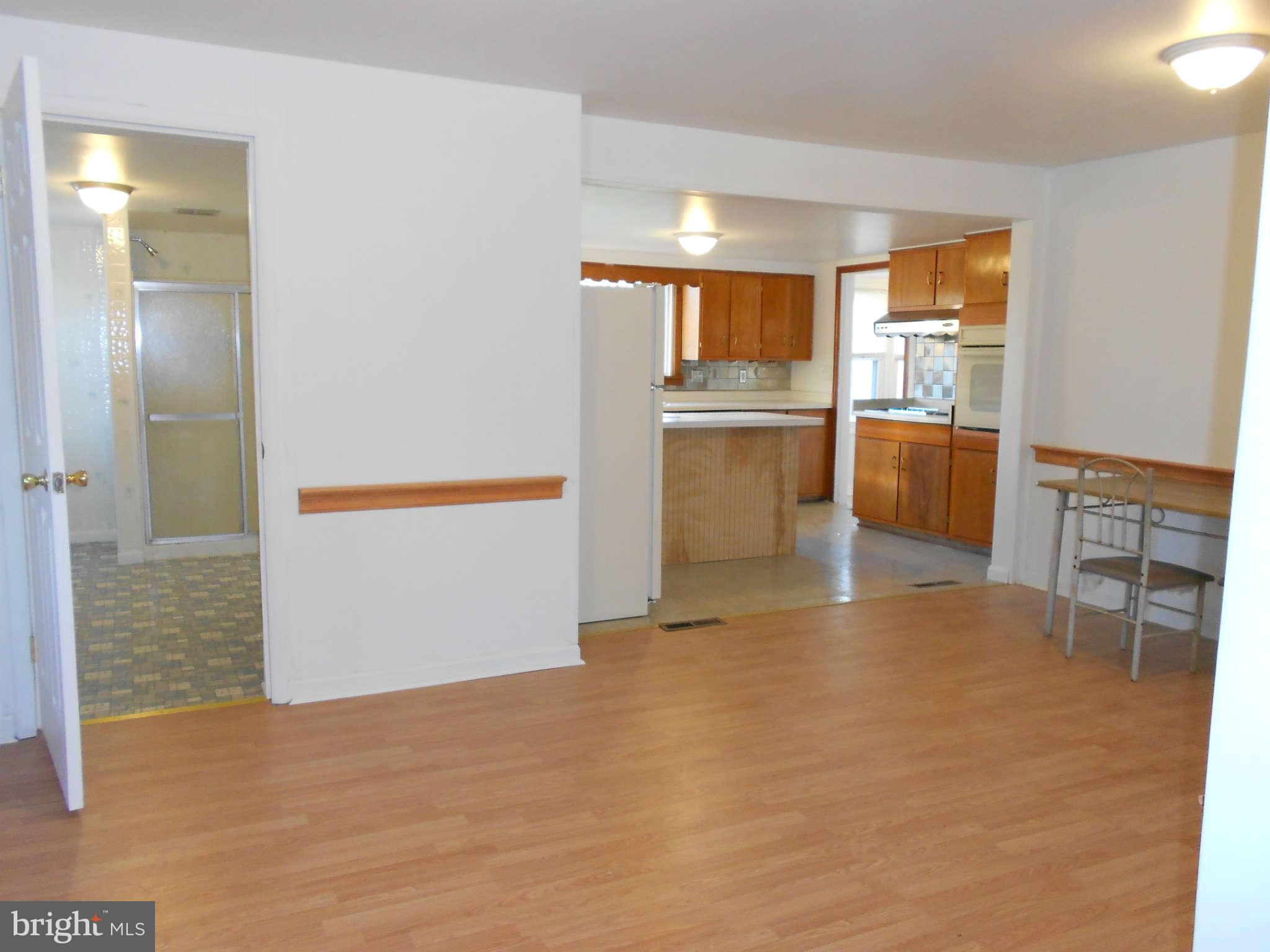 14639 Clear Spring Road Williamsport, MD 21795 - Photo 5 of 30 Interior (General)
