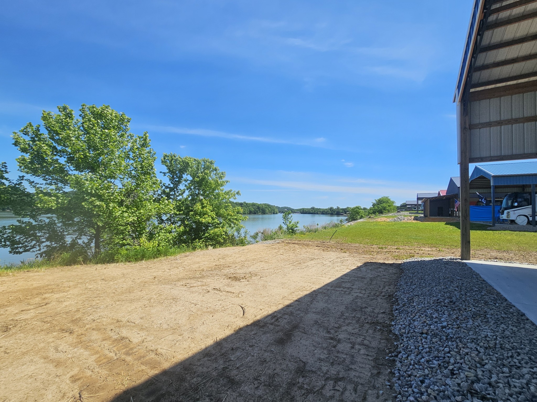 2475 Hardin Bottom River Road Clifton, TN 38425 - Photo 4 of 29