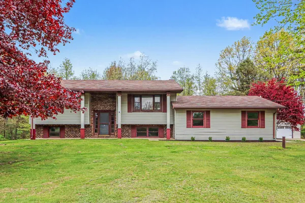 $373,000 | 16711 CD Avenue East, Augusta, MI 49012