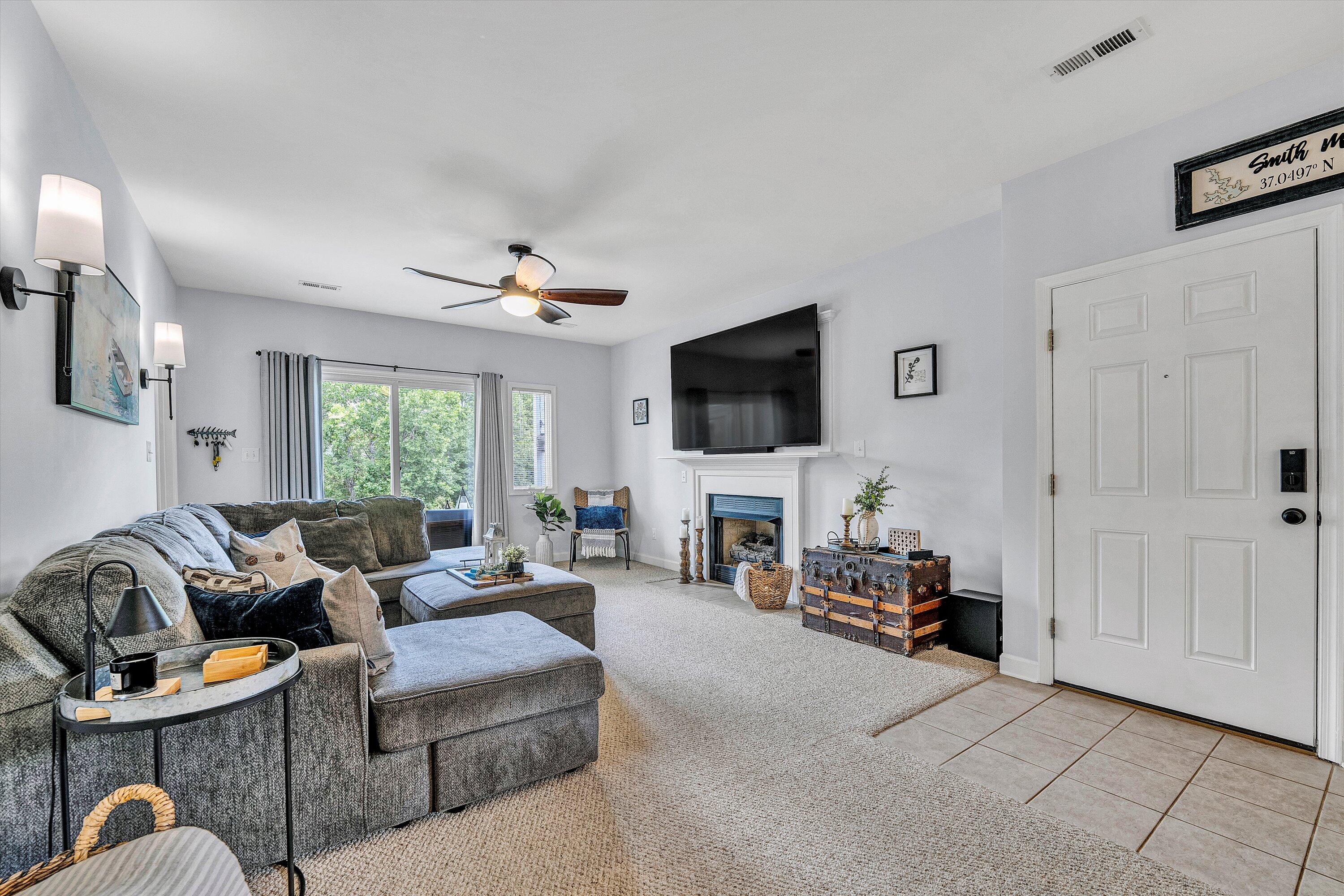 1209 Mariners Way, Unit 72 Huddleston, VA 24104 - Photo 9 of 57 06-SGM-10