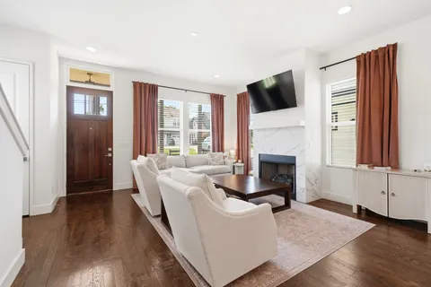 $685,000 | 643 Vernon Avenue, Unit 1, Nashville, TN 37209