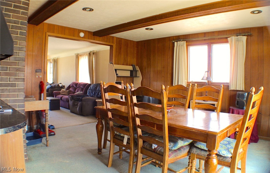 5411 Ridgewood Avenue Parma, OH 44129 - Photo 5 of 27 Addition on back of house - dining room and family room!