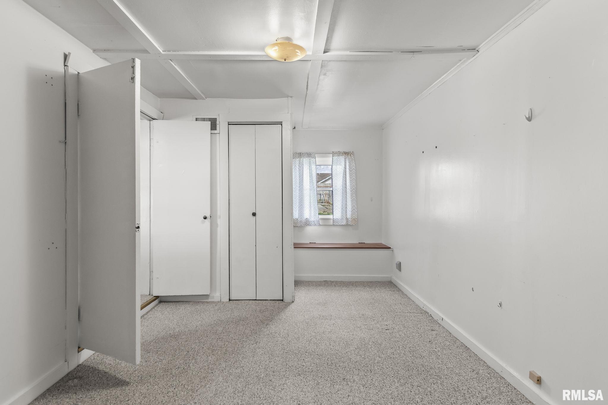 527 Wood Avenue Springfield, IL 62702 - Photo 12 of 23