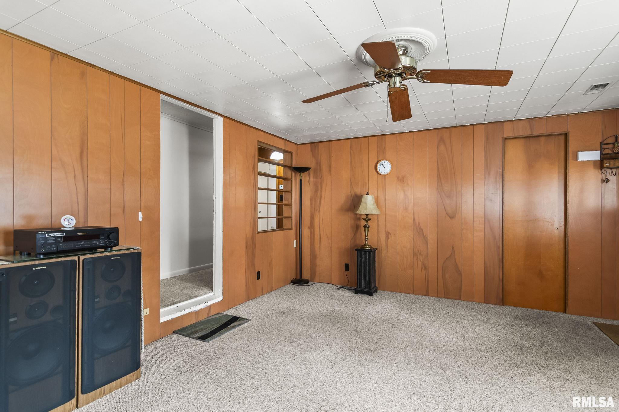 527 Wood Avenue Springfield, IL 62702 - Photo 6 of 23