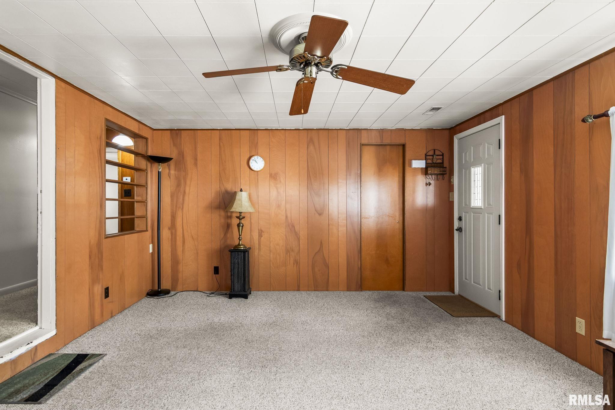 527 Wood Avenue Springfield, IL 62702 - Photo 7 of 23