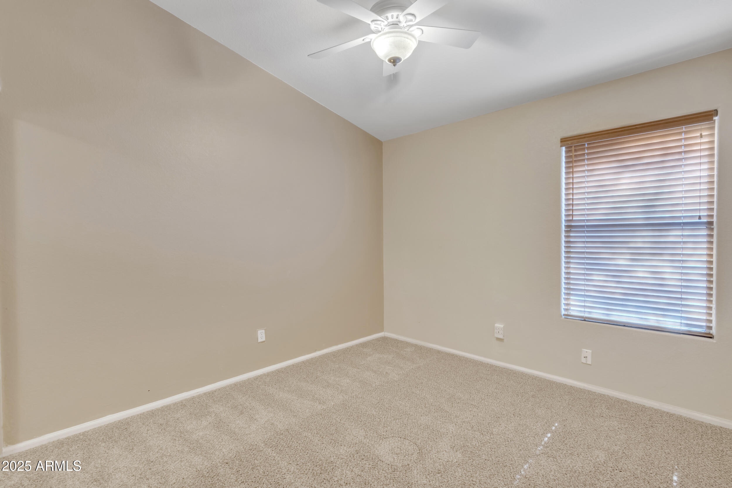20902 North 36th Place Phoenix, AZ 85050 - Photo 17 of 25 076_a4m_sm