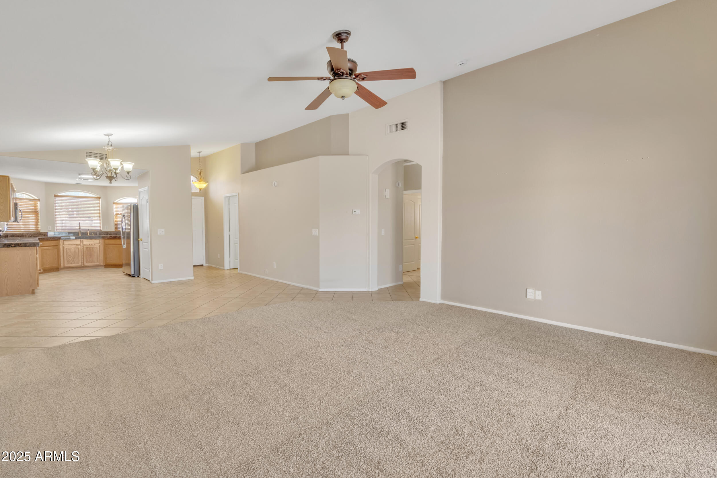 20902 North 36th Place Phoenix, AZ 85050 - Photo 8 of 25 034_a4m_sm