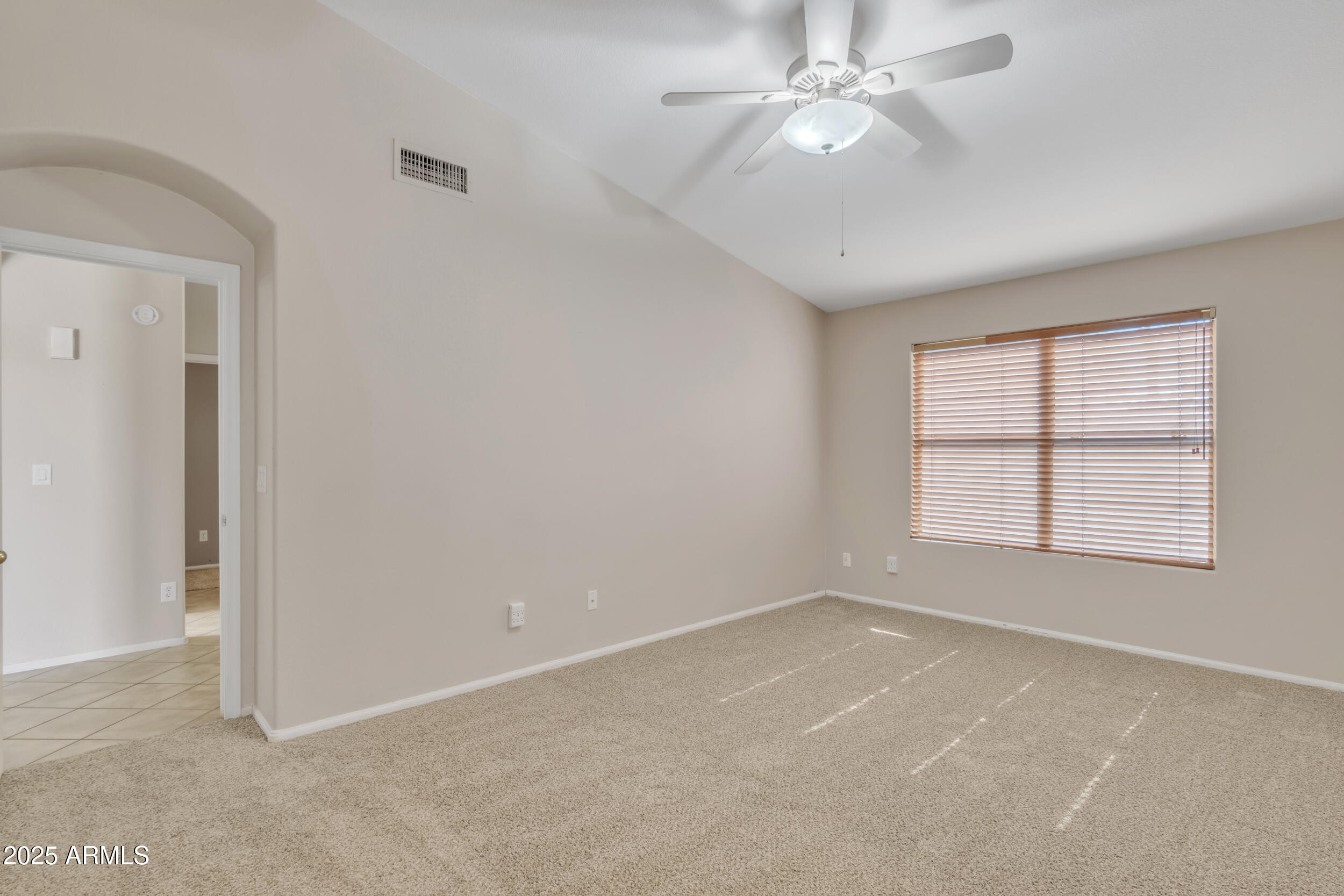 20902 North 36th Place Phoenix, AZ 85050 - Photo 10 of 25 046_a4m_sm