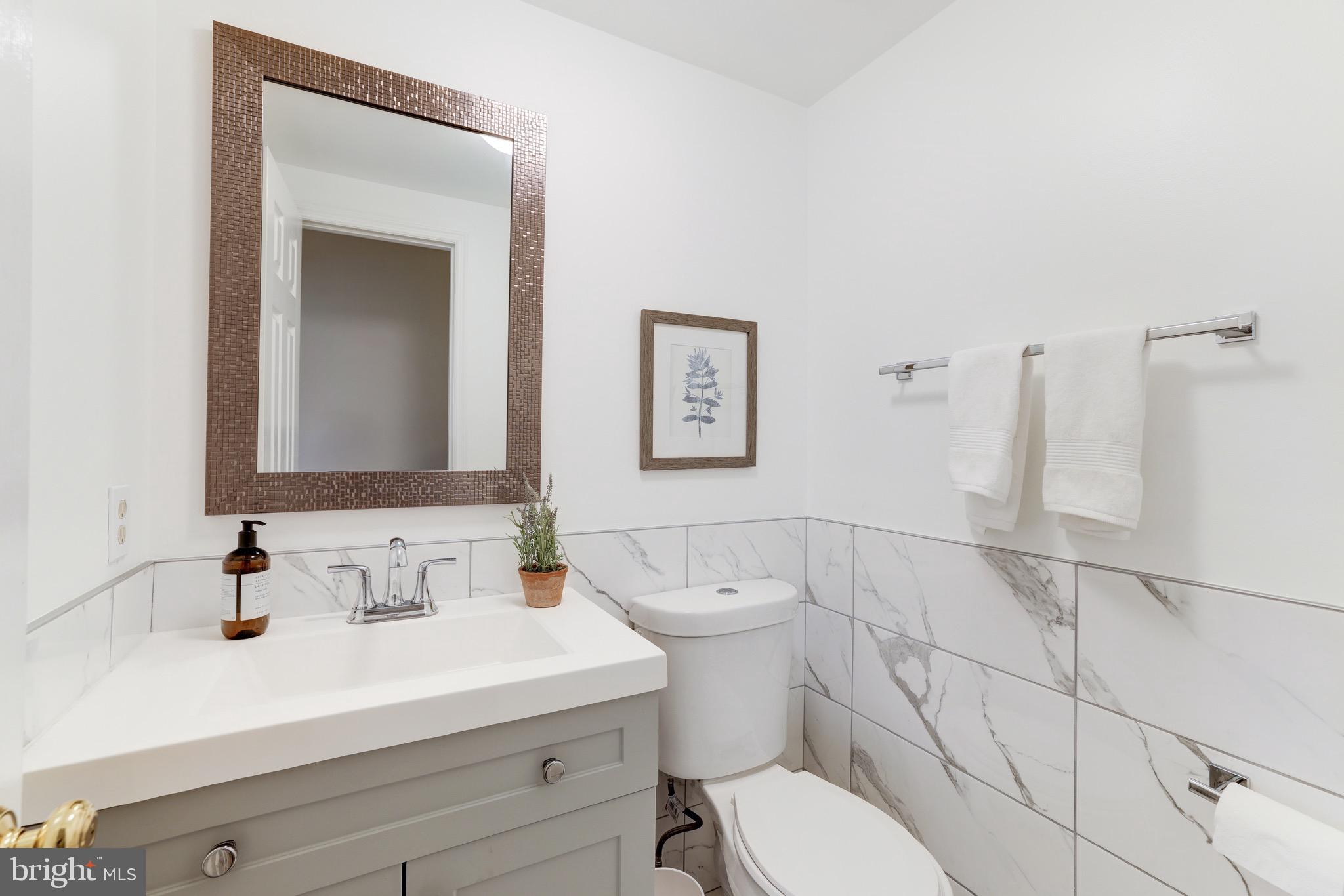 12710 Thunder Chase Drive Reston, VA 20191 - Photo 9 of 55