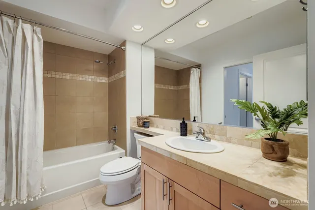 $400,000 | 5440 Leary Avenue Northwest, Unit 332, Seattle, WA 98107