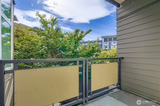$400,000 | 5440 Leary Avenue Northwest, Unit 332, Seattle, WA 98107
