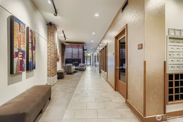 $400,000 | 5440 Leary Avenue Northwest, Unit 332, Seattle, WA 98107