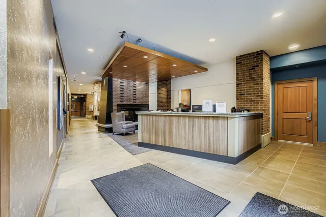 $400,000 | 5440 Leary Avenue Northwest, Unit 332, Seattle, WA 98107