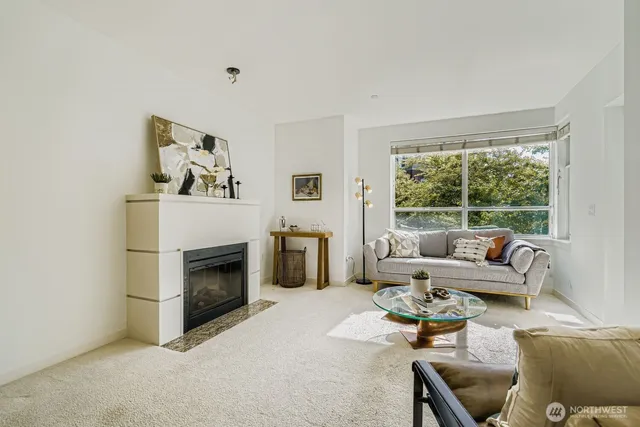 $400,000 | 5440 Leary Avenue Northwest, Unit 332, Seattle, WA 98107