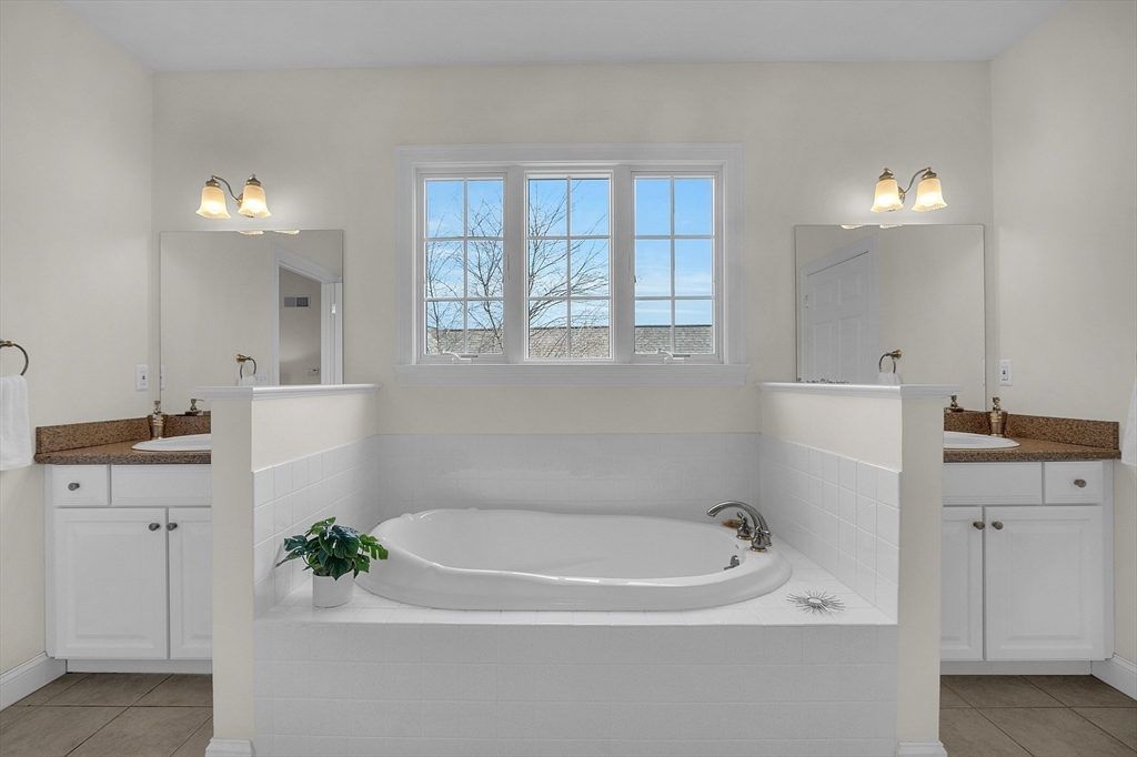 24 Stone Ridge Road, Unit 24 Westford, MA 01886 - Photo 17 of 42 Gallery Image 17